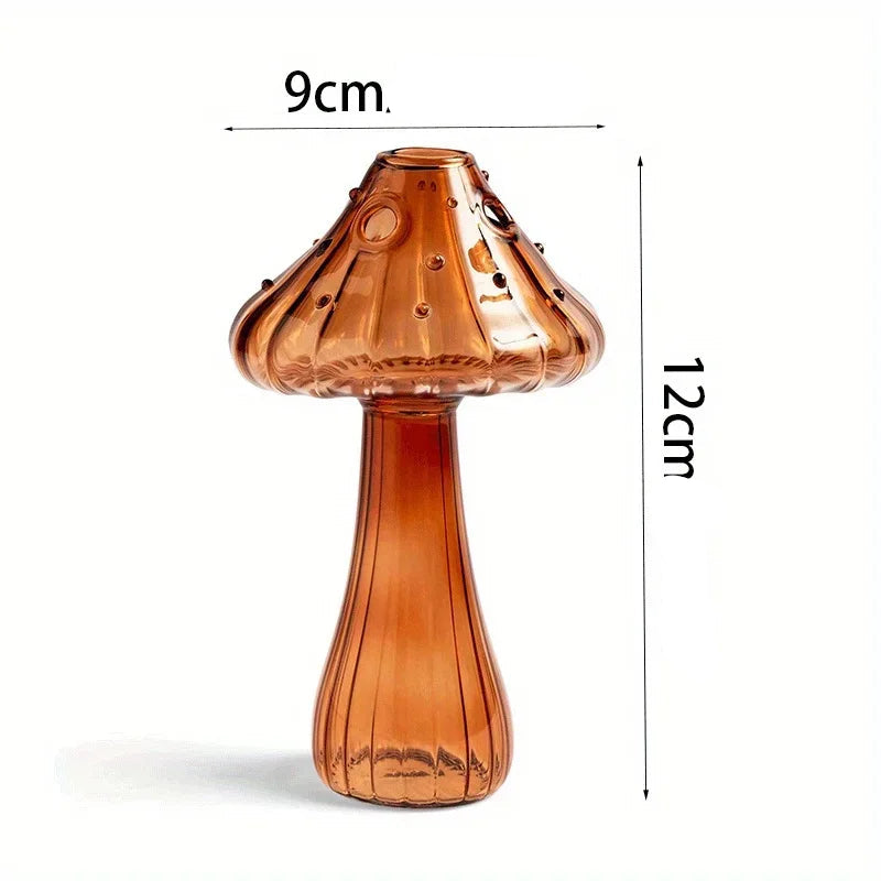 Petit vase en verre